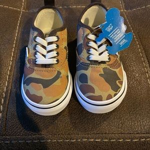 Camo vans toddler size 5